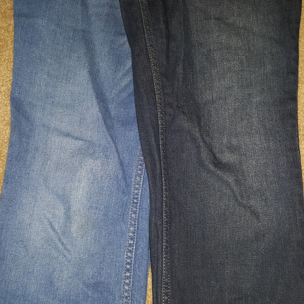 2 Motherhood Maternity Capris XS Fits 4/6
